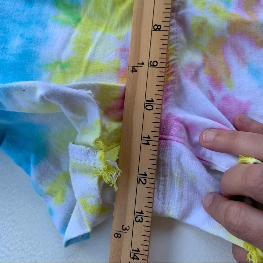 Judy Blue Shorts Tie Dye Rainbow Women XL Stretch Denim Fray Cut-Off Colorful